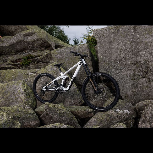 CUBE TWO15 Race 2027 DH-Pyörä